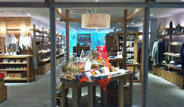 <strong>中川政七商店</strong>　丸の内KITTE4階「中川政七商店 東京本店」　