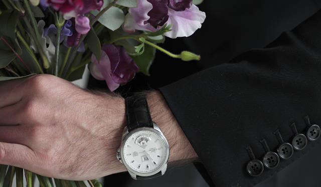 <strong>My Own Watch｜ニコライ・バーグマンさん</strong>　思い出のモナコ ウォッチは、主にカジュアルなシーンで着けているという