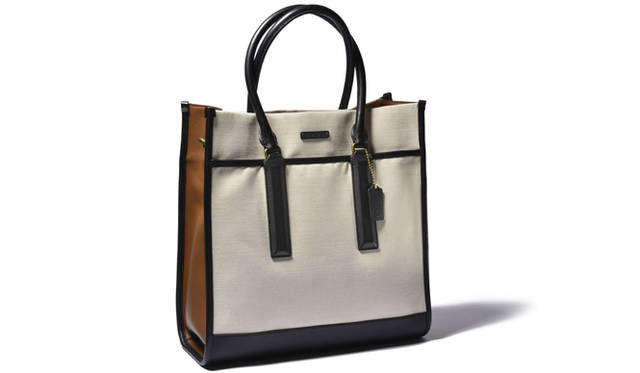 <strong>COACH｜コーチ</strong>　コーチ表参道 限定アイテム　「レガシー キャンバス トート」 [H42×W40×D13cm]　8万9250円