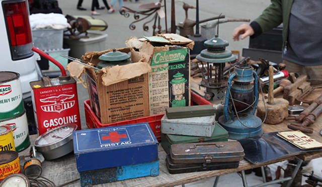 <strong>STUSSY Livin’ GENERAL STORE </strong>　「Swimsuit Department meets STUSSY Livin’ GENERAL STORE」イベント開催