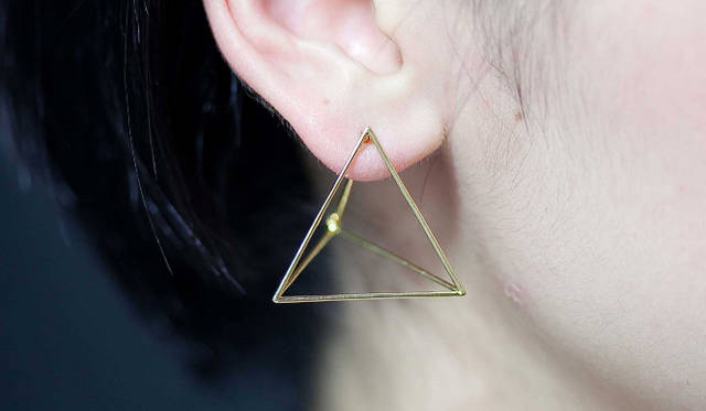 「Solid」[K18YG] ピアス 4万7250円