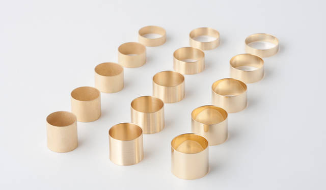 「plate ring」[K18YG] 3万6750～12万750円　※全5種／ 3～19号展開