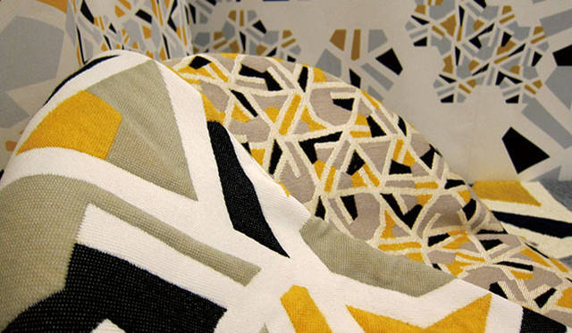 <strong>MIWA AKABANE｜赤羽美和</strong>　新作ラグマット「New trail」　