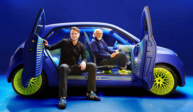 左がルノーのローレンス・ヴァン・デン・アッカー氏、右がロス・ラブグローブ氏