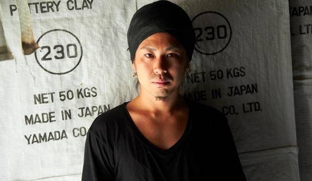 <strong>ART│青木良太による新作陶芸展『「可能性」－陶器は3000年残る－』</strong>　陶芸家の青木良太