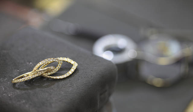 <strong>MIKIMOTO｜ミキモト</strong>　未来への扉を開く、受け継がれる匠の技術