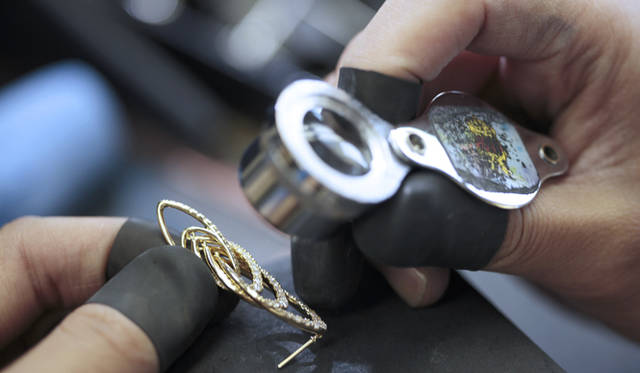 <strong>MIKIMOTO｜ミキモト</strong>　未来への扉を開く、受け継がれる匠の技術