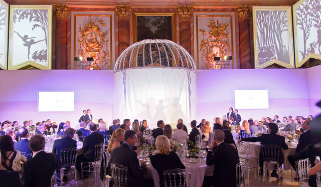 <strong>OMEGA｜オメガ</strong>　