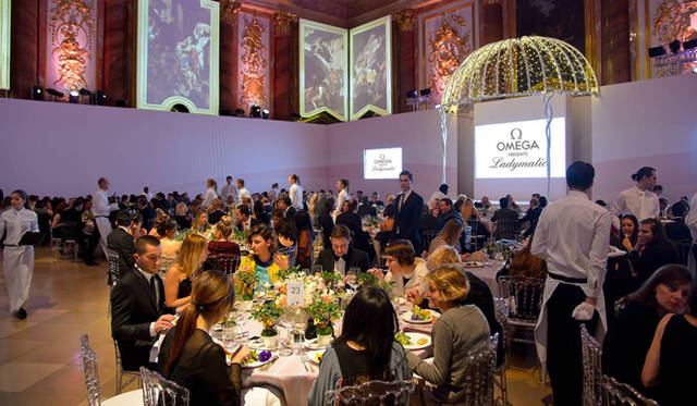 <strong>OMEGA｜オメガ</strong>　