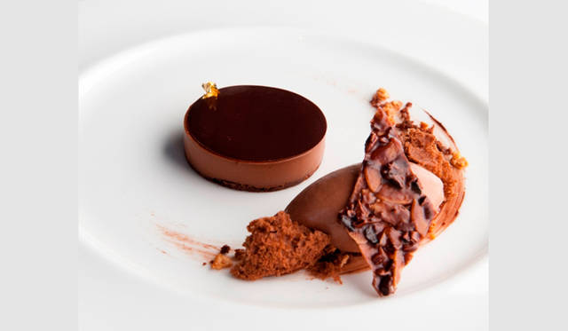 <strong>ARMANI / RISTORANTE｜アルマーニ / リストランテ</strong>　