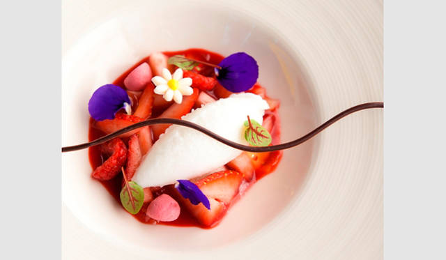 <strong>ARMANI / RISTORANTE｜アルマーニ / リストランテ</strong>　