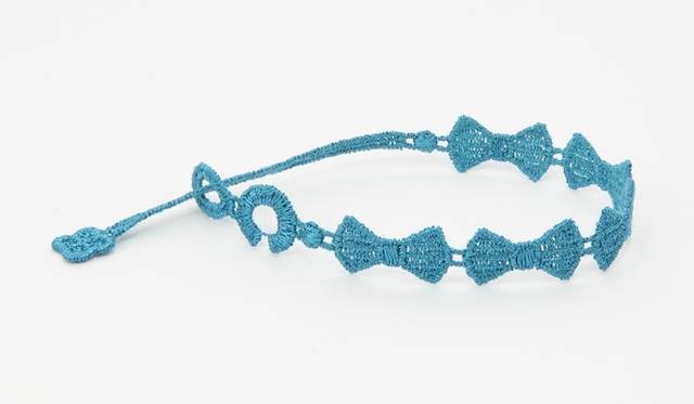 <strong>Cruciani C｜PSYとコラボレーションした第二弾ブレスレットを発売</strong>　ブルー　1890円