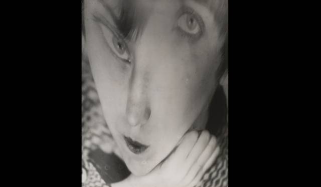 <strong>ART FILE 15｜「The Shaping of New Visions: Photography, Film, Photobook」</strong>　BERENICE ABBOTT (American, 1898-1991) Portrait of the Artist as a Young Woman Negative c. 1930/Distortion c. 1950  © 2012 Berenice Abbott/Commerce Graphics