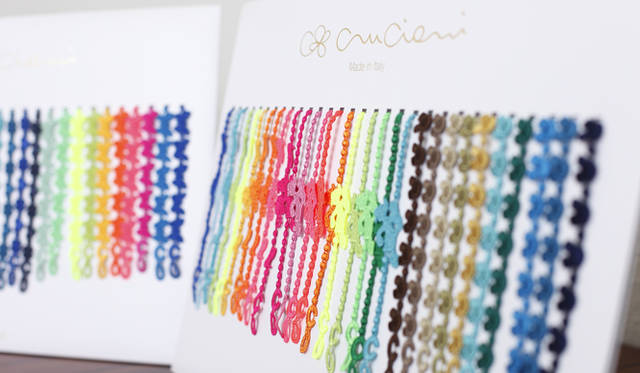 <strong>Cruciani C｜クルチアーニ C</strong>　色とりどりのレースのブレスレット