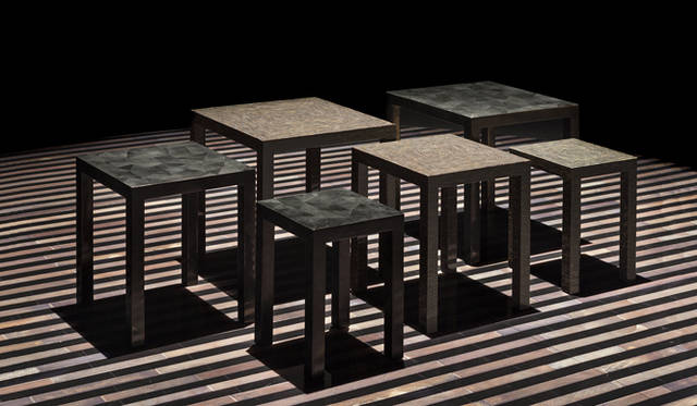 <strong>ARMANI / CASA｜アルマーニ / カーザ</strong>　「ARMANI / CASA NEW COLLECTION 2013-2014」　テーブル「Galassia（ガラッシア）」