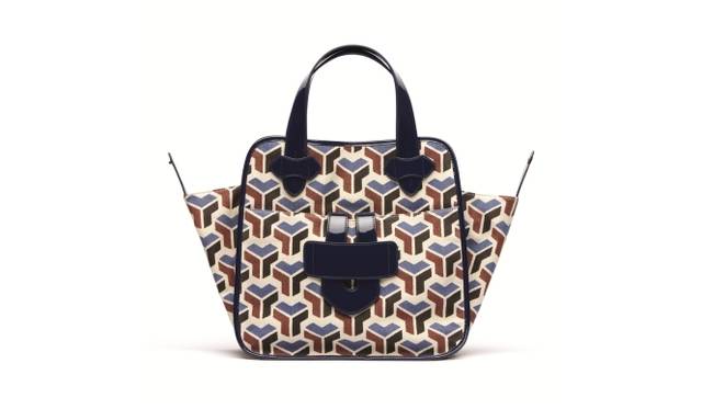 <strong>TILA MARCH + DAVID HICKS｜ポップアップショップがオープン</strong>　ZELIG TOTE LYPSILON BLUE BURGUNDY NAVY　4万950円