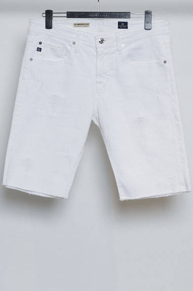 <strong>ESTNATION｜エストネーション</strong>　エストネーション六本木ヒルズ店10周年限定アイテム　デニムショーツ2万4150円（AG／エストネーション）