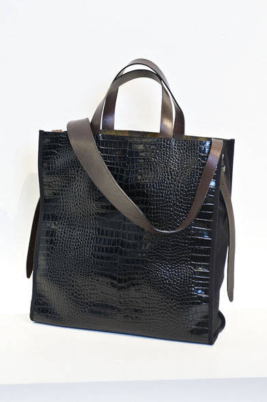 <strong>ESTNATION｜エストネーション</strong>　エストネーション六本木ヒルズ店10周年限定アイテム　バッグ7万8750円（ドリス ヴァン ノッテン／エストネーション）