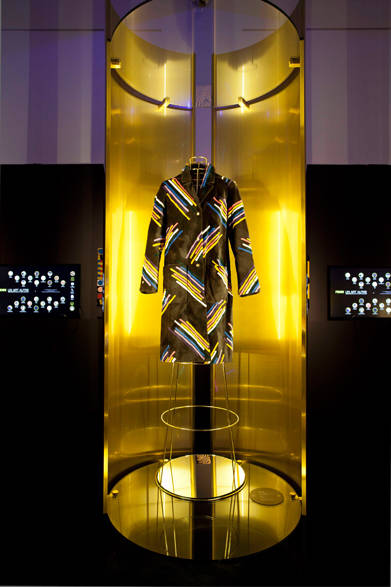 <strong>FENDI｜フェンディ</strong>　過去のコレクションの一部を展示