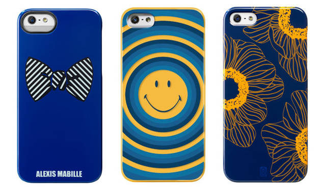 <strong>CASE SCENARIO｜ケース・シナリオ</strong>　左から、alexis mabille 2980円。smiley 2480円。original 2980円