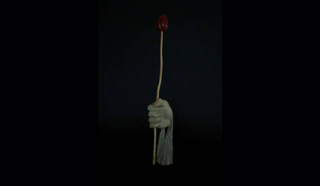 <strong>ART｜「yuta nishiura at SAVOIR VIVRE」開催</strong>　「私はただ 草原を彩る一本の刺繍糸になりたかった」（木　42.5×6×7cm）