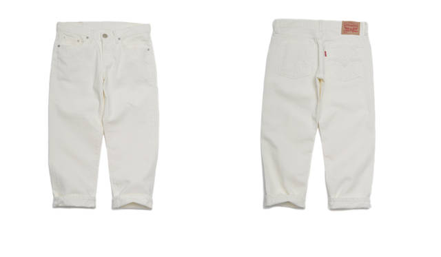 <strong>Levi’s® × BEAMS｜リーバイス®×ビームス</strong>　Woman’s Cropped Jeans ホワイト 1万2600円