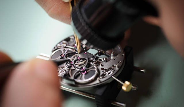 「Constant Escapement｜コンスタント・エスケープメント」