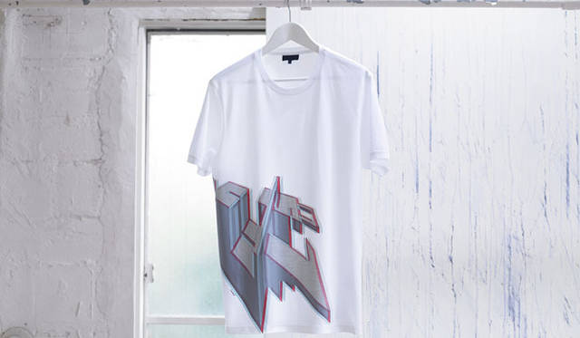 <strong>阪急メンズ東京｜ゴールデンウィーク</strong><br />T-SHIRT<br /><strong>LANVIN｜ランバン<br />都会でのスタイリングにスマートに映えるTシャツ</strong><br /><br />素材の対比、色の対比、シルエットの対比など、両極端なものをミックスしつつ、あたらしいコントラストをアピールした「ランバン」の2013年春夏コレクション。デザイナー、ルカ・オッセンドライバーならではのクールなニュークラシックは、今シーズンも見逃せない。阪急メンズ限定のTシャツは、コレクションで印象的だったホワイトに、構築的なプリントをミックス。<br />Tシャツ4万950円（阪急メンズ大阪2階／阪急メンズ東京2階）