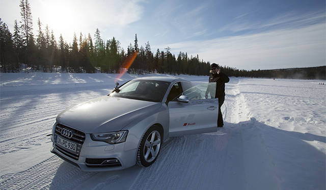 マーカスにお手本走行を依頼