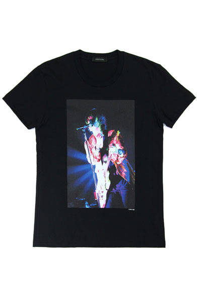 <strong>LITHIUM HOMME｜リチウムオム</strong>　「KAZUYA YOSHII×MIKIO ARIGA -10th Anniversary photo exhibition - Produced by LITHIUM HOMME」写真展　KAZUYA YOSHII×MIKIO ARIGA×LITHIUM HOMMEコラボレーションTシャツ　写真展特別価格7875円