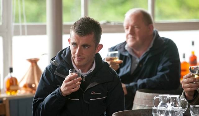 <strong>MOVIE｜昨年のカンヌ国際映画祭審査員賞を受賞した『天使の分け前』</strong>　© Sixteen Films, Why Not Productions, Wild Bunch, Les Films du Fleuve,Urania Pictures, France 2 Cinéma, British Film Institute MMXII