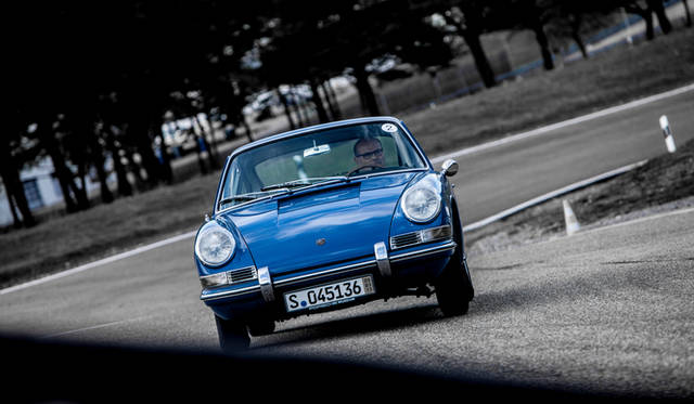 「ナロー911」と呼ばれた初代911。当初は「901」という名前で登場する予定だった。1964年から1973年まで製造された