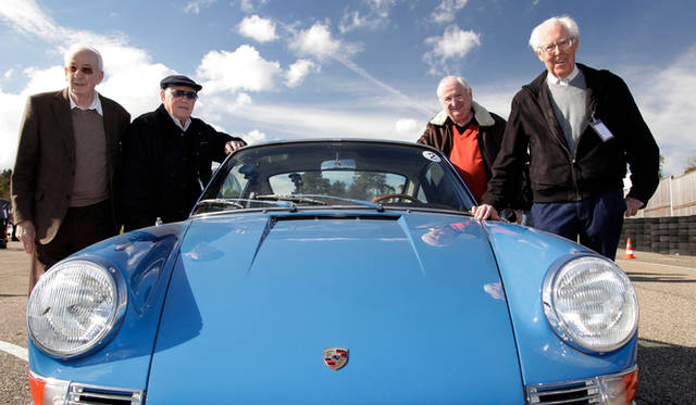 「ナロー911」と呼ばれた初代911。当初は「901」という名前で登場する予定だった。1964年から1973年まで製造された