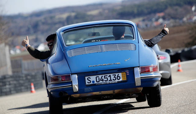 「ナロー911」と呼ばれた初代911。当初は「901」という名前で登場する予定だった。1964年から1973年まで製造された