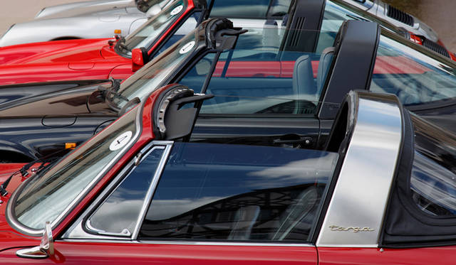 「ナロー911」と呼ばれた初代911。当初は「901」という名前で登場する予定だった。1964年から1973年まで製造された