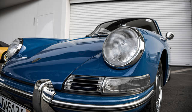 「ナロー911」と呼ばれた初代911。当初は「901」という名前で登場する予定だった。1964年から1973年まで製造された