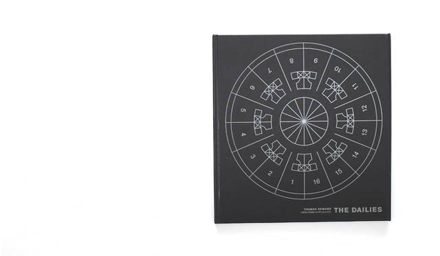 <strong>連載｜体感する読書～THE READING EXPERIENCE～ </strong>　トーマス・デマンド 『The Dailies』　表紙