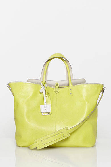 <strong>ithelicy｜イザリシー</strong>　2013年春夏コレクション　「Delfina tote」4万2000円
