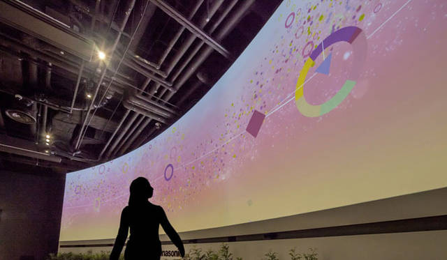 <strong>Panasonic｜パナソニック</strong>　「パナソニックセンター大阪」 1階 ビジョンウォール