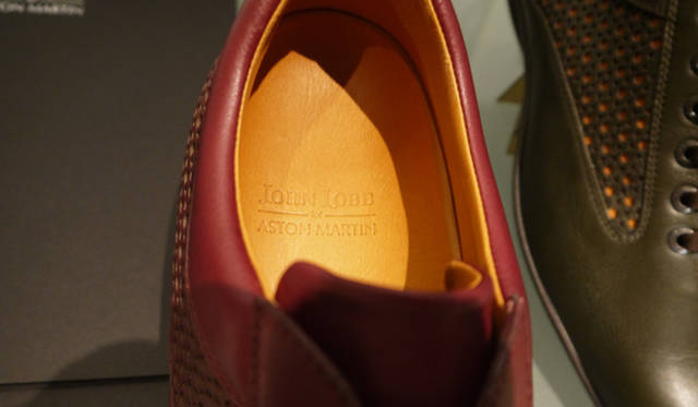 ジョンロブとアストンマーティンのコラボレーション ドライビングシューズ 第2弾 詳細は続報を待ってほしい