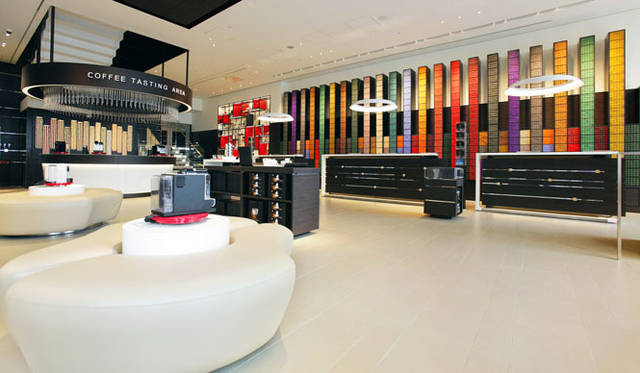 <strong>NESPRESSO｜ネスプレッソ</strong>　「ネスプレッソブティック 表参道店」 1階