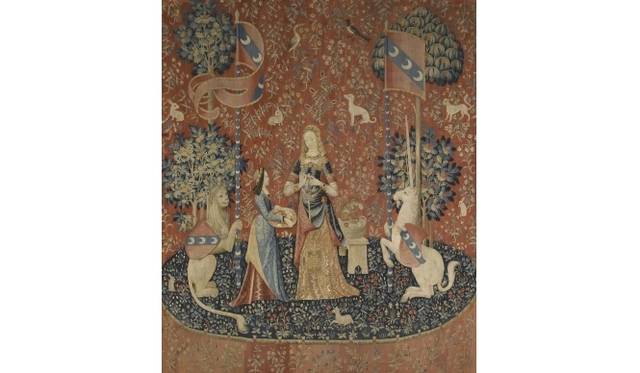 <strong>ART｜国立新美術館で『貴婦人と一角獣展』</strong>　タピスリー《貴婦人と一角獣「嗅覚」》1500年頃 フランス国立クリュニー中世美術館蔵 © RMN-Grand Palais / Franck Raux / Michel Urtado / distributed by AMF–DNPartcom