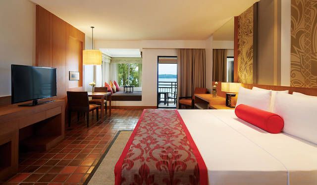 <strong>アウトリガー・ラグーナ・プーケット・ビーチ・リゾート</strong>