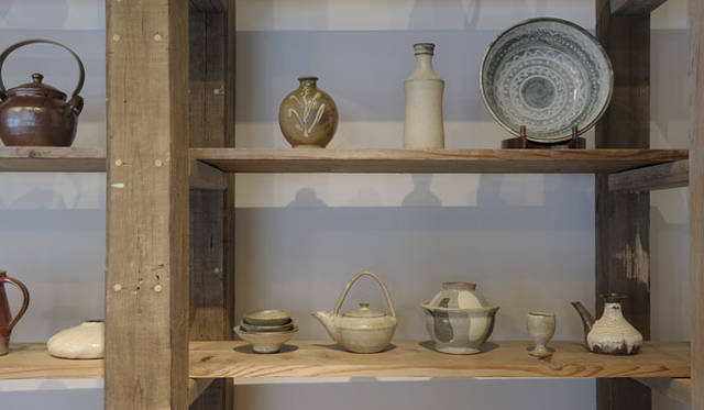 <strong>MATEO｜マテオ</strong>　民芸の器と工芸の店「工芸喜頓」 Photographs by HIROSE Ikuko