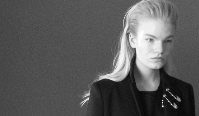 <strong>VERSUS VERSACE｜新生ヴェルサス ヴェルサーチのウェブサイトがプレオープン</strong>