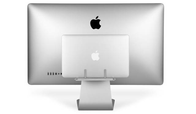 <strong>FOCAL POINT｜フォーカルポイントコンピュータ</strong>　モニターアクセサリー「Twelve South BackPack v3」　クライムシェルモードのMacBook Airを設置可能 