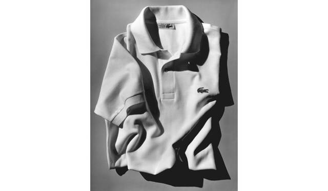<strong>LACOSTE｜ラコステ</strong> 1986年、アーヴィング・ペンによって撮影された「L1212」
