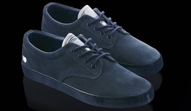 <strong>LACOSTE｜ラコステ</strong> 「BARBADOS TP」1万3125円（ラコステ／ラコステお客様センター）