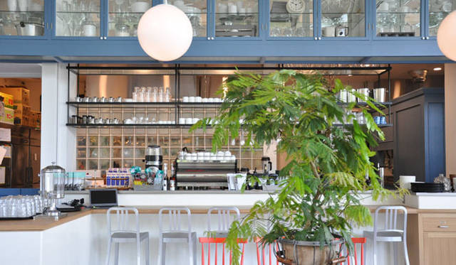 <strong>ACTUS｜アクタス</strong>　ライフスタイル提案型セレクトショップ「アクタス 梅田店」　「スーホルムカフェ＋ダイニング」