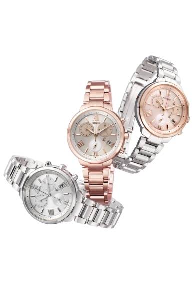 「シチズン クロスシー」エコ･ドライブ（左より）<br /><br />色｜ホワイト<br />価格｜5万400円<br /><br />色｜ライトブラウン<br />価格｜5万3550円<br /><br />色｜ピンク<br />価格｜5万3550円